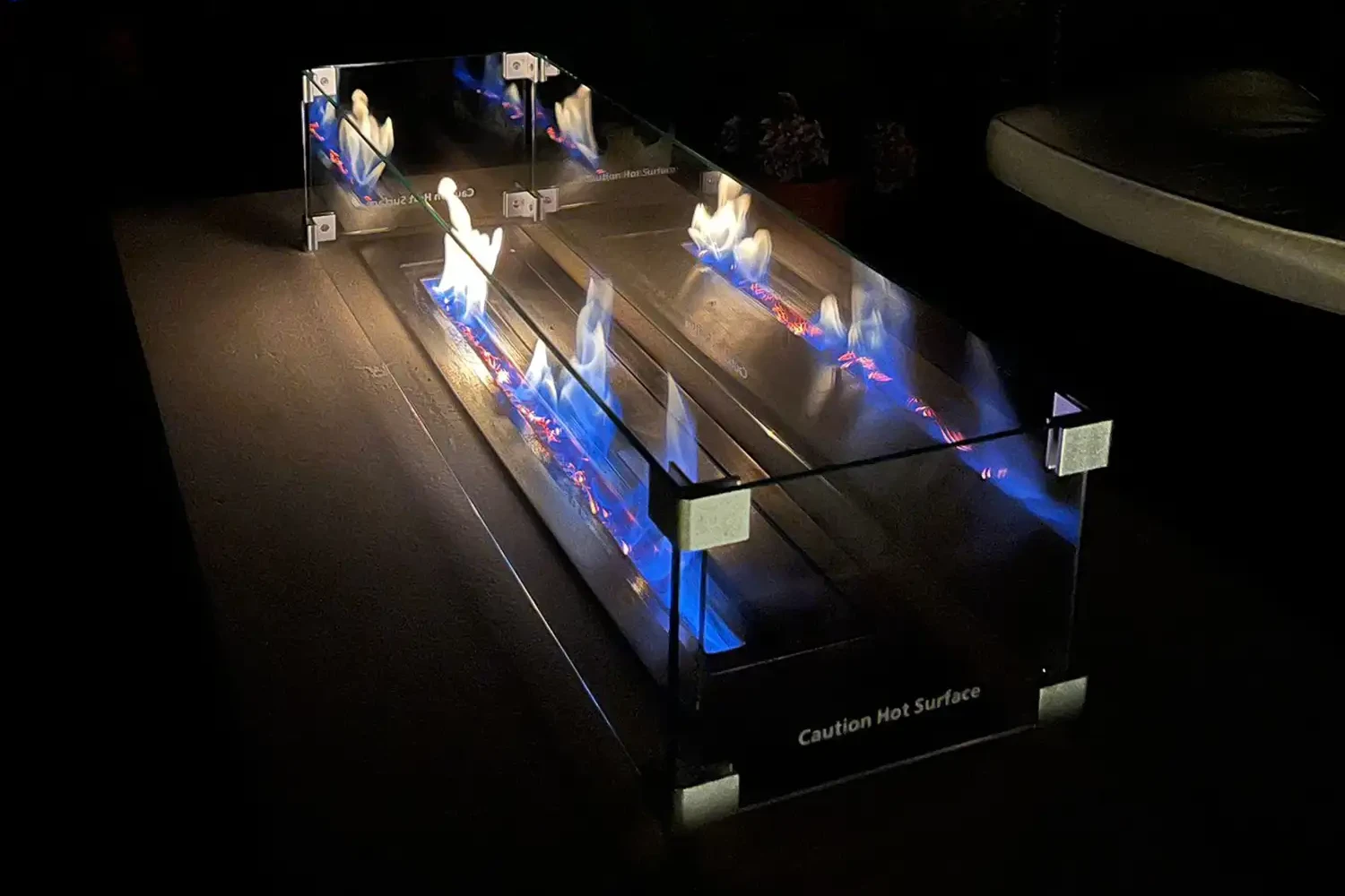 Produkte Außenbereich Kamintisch Feuertisch Arkefire Naturstein Kanfanar