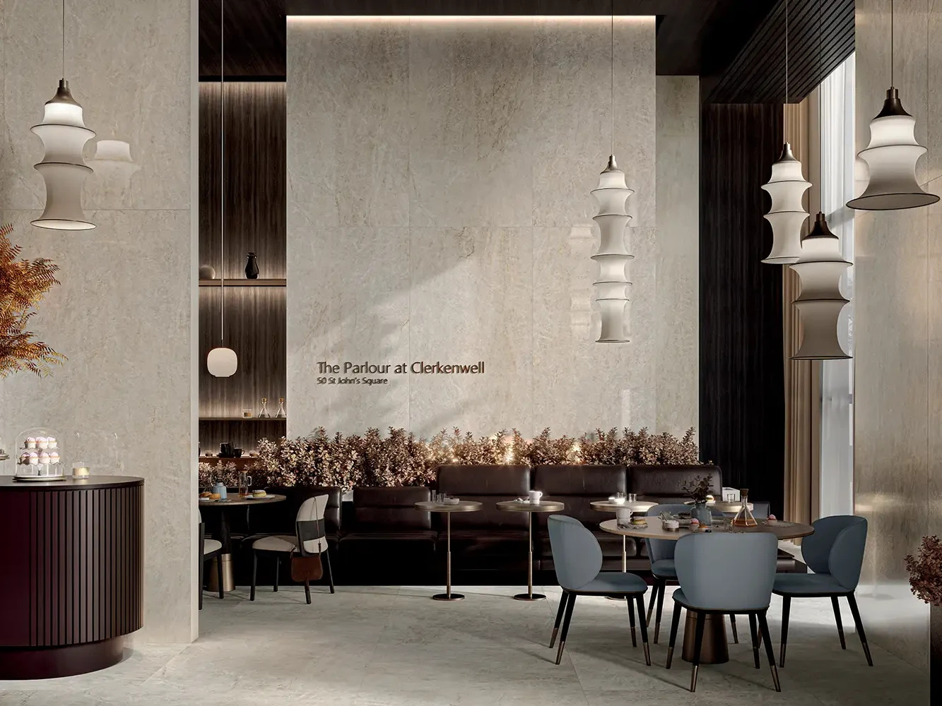 Stilvolles Restaurant mit beigen Keramikplatten in Travertinoptik an Wand und Boden, Bartresen und Sitzbänken.